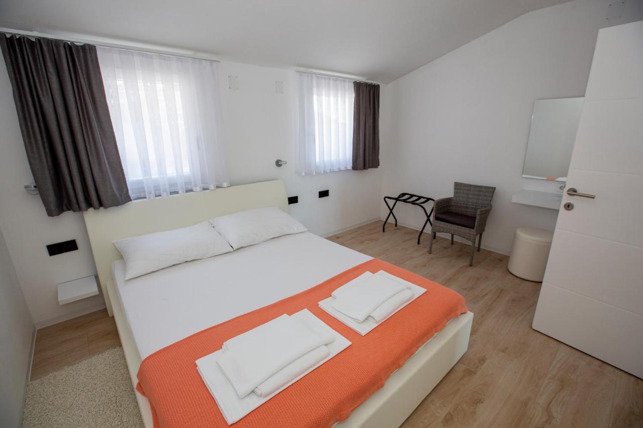 Ferienwohnung Mayana Cesarica Exterior foto