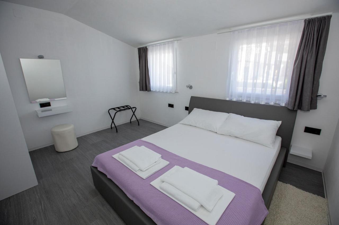 Ferienwohnung Mayana Cesarica Exterior foto